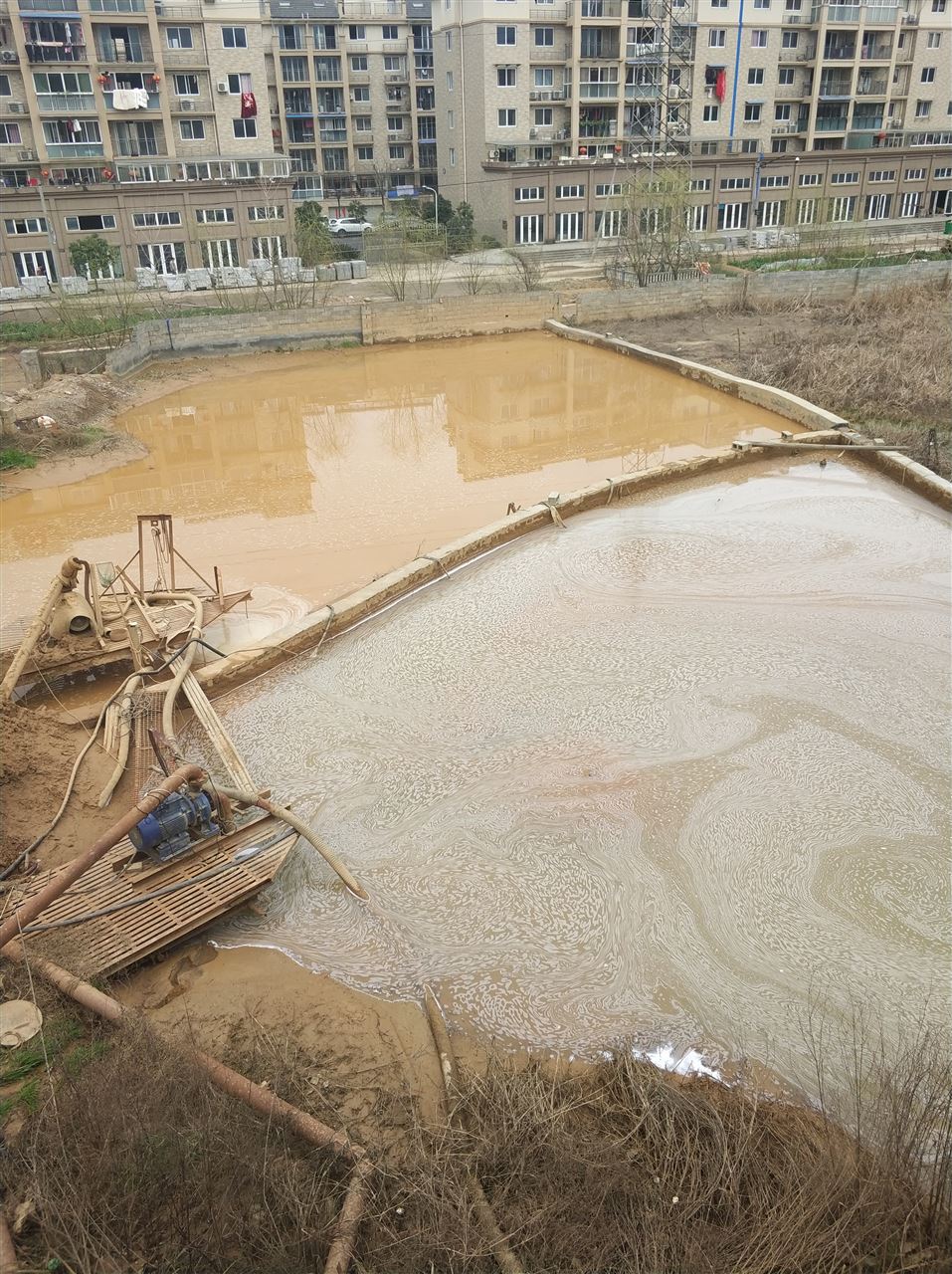 金秀沉淀池淤泥清理-厂区废水池淤泥清淤