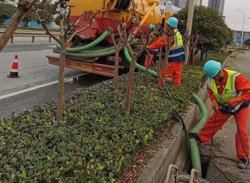 金秀市政管道清淤